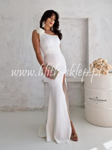 biala-syrenka-z-kwiatem-na-jedno-ramie