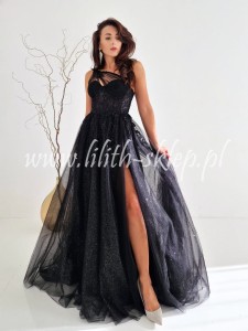Merida - czarna sukienka tiulowa z haftowanymi kwiatami 