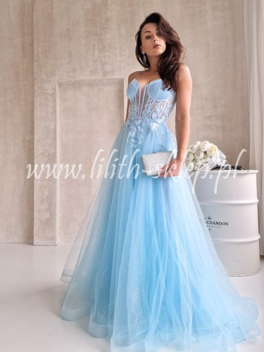 tiulowa-sukienka-gorsetowa-z-haftami-i-wiazaniem-gorsetowym-blekitna