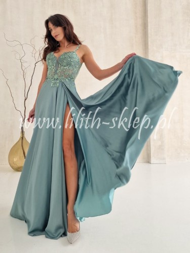 zwiewna-sukienka-szalwiowa-z-gorsetowa-gora-i-rozcieciem