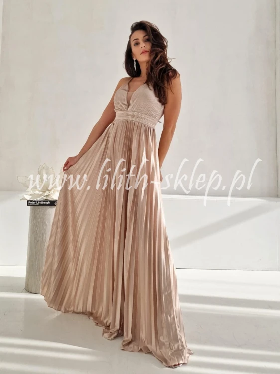 plisowana sukienka maxi z odkrytymi plecami