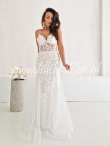 Saphira -biała syrenka tiulowa z haftami