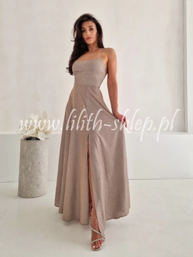 rozowa sukienka brokatowa maxi