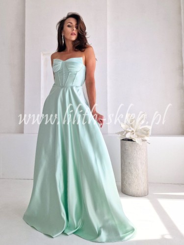 mietowa sukienka maxi z gorsetem