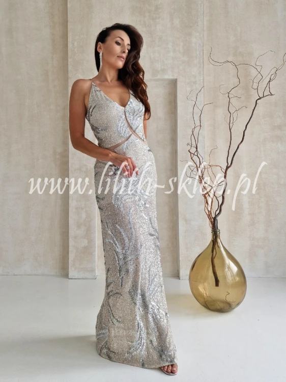 srebrna sukienka maxi cekinowa