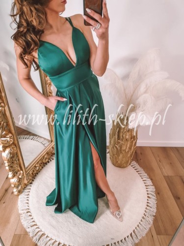 zielona-sukienka-satynowa-z-kieszeniami