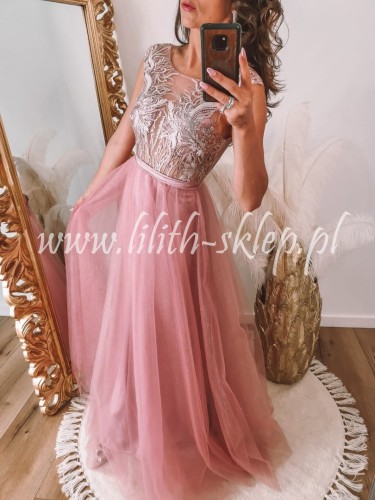 rozowa-sukienka-tiulowa-z-haftowana-gora-i-v-dekoltem-ma-plecach