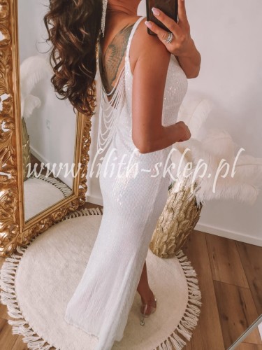 biala-cekinowa-maxi-z-koralikami-na-plecach