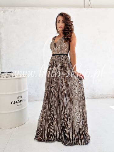 czarna-sukienka-maxi-rozkloszowana-posypana-zlotym-brokatem