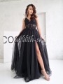 czarna-sukienka-gorsetowa-z-tiulowym-dolem