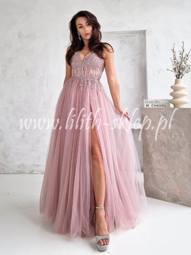 rozowa-sukienka-gorsetowa-z-tiulowym-dolem-i-rozcieciem