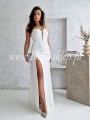 biala-dopasowana-maxi-z-efektownym-gorsetem