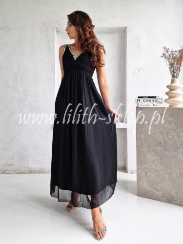 sukienka-maxi-z-krysztalkami-czarna