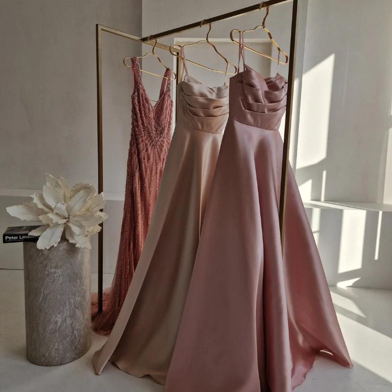Co wypada na wesele kościelne — zasady dress code'u dla gości